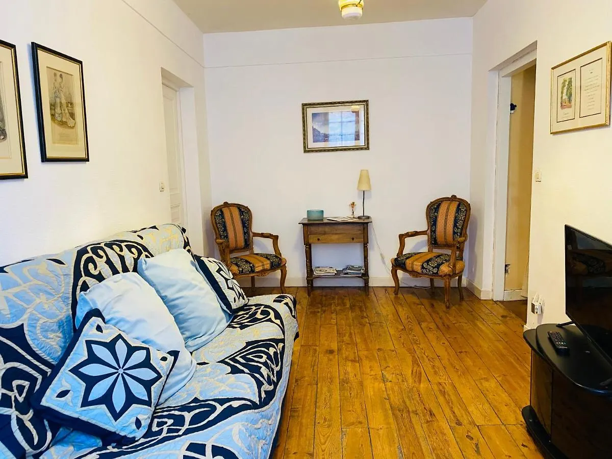 Chez Vous... A La Chanoinerie Brioude Apartment